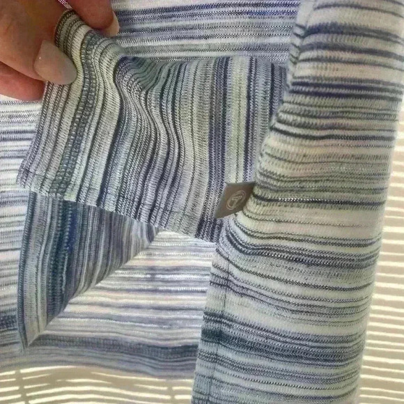 T by Talbots Active / Casual Pullover SZ M- 3/4 roll sleeve - Picture 5 of 11